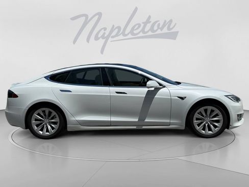 Used 2018 Tesla Model S 75D AWD/4WD image 9