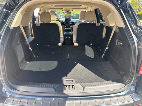 Certified 2023 Ford Explorer Limited w/ Limited Technology Package AWD/4WD image 46