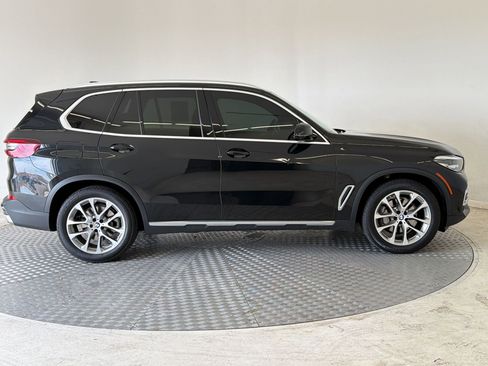 Certified 2023 BMW X5 xDrive40i w/ Premium Package AWD/4WD image 8
