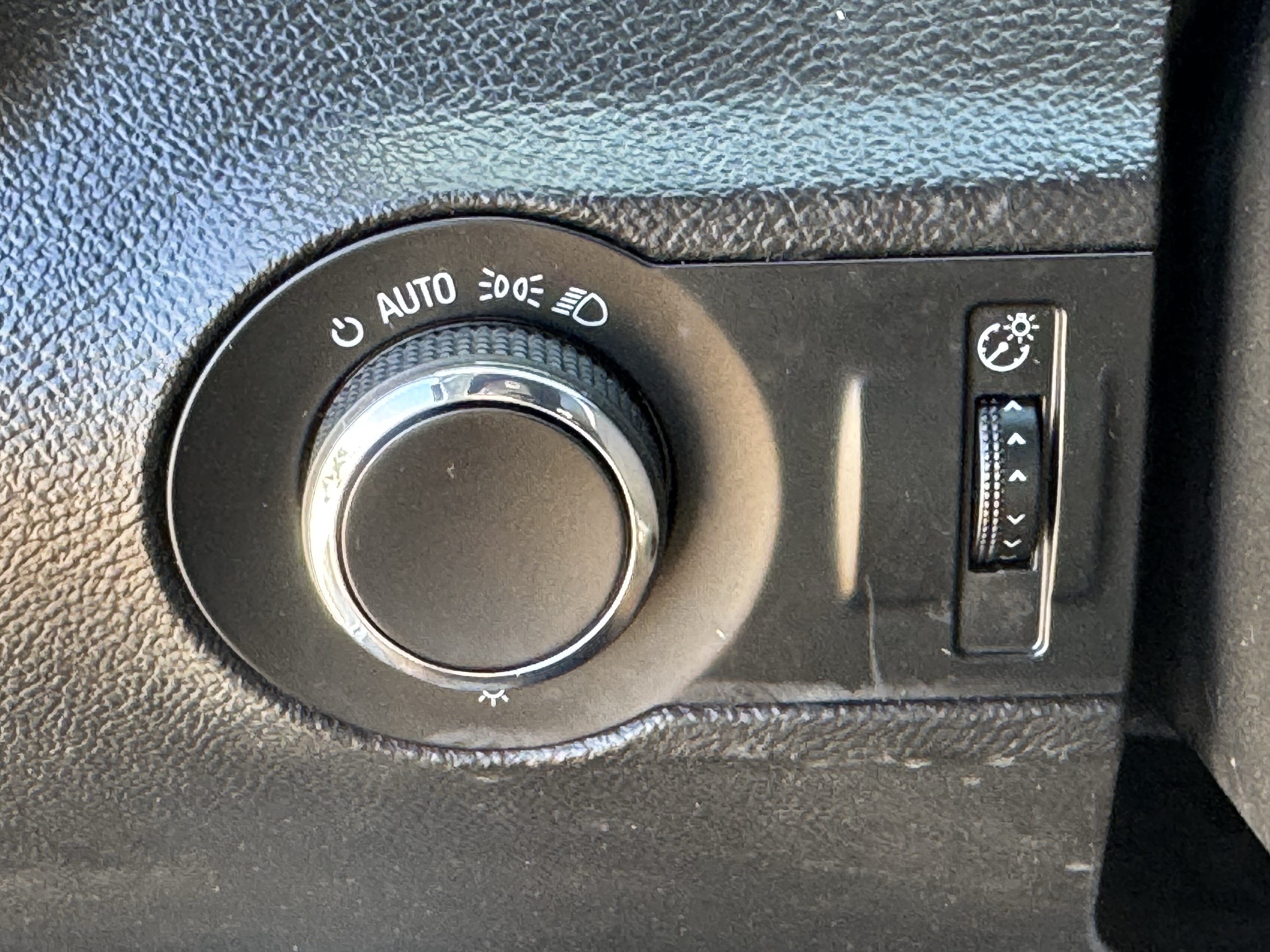 Used 2010 Chevrolet Camaro SS w/ RS Package RWD image 20
