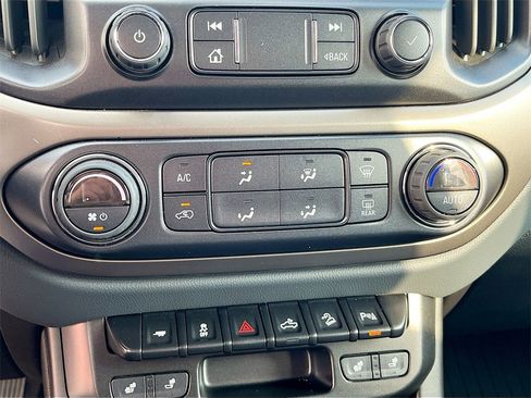 Used 2022 Chevrolet Colorado Z71 image 15