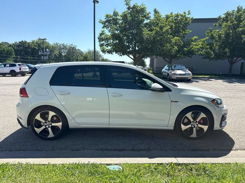 Used 2019 Volkswagen GTI S FWD image 4