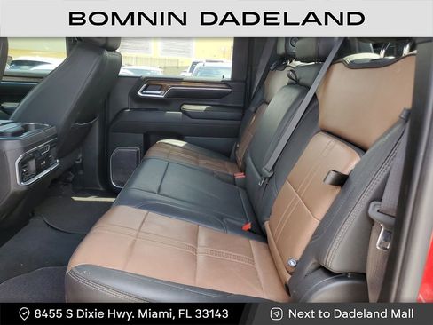 Used 2024 Chevrolet Silverado 2500 High Country w/ High Country Premium Package image 11