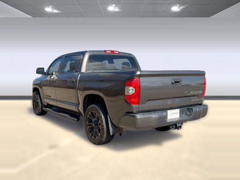 Used 2015 Toyota Tundra SR5 w/ SR5 Upgrade Package image 3