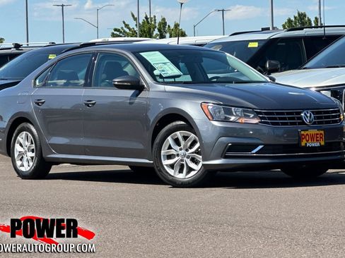 Used 2018 Volkswagen Passat 2.0T S FWD image 1
