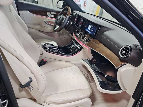 Used 2017 Mercedes-Benz E 300 w/ Premium 1 Package image 11