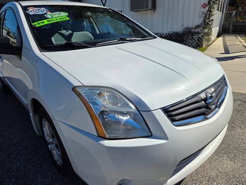 Used 2011 Nissan Sentra 2.0 image 2