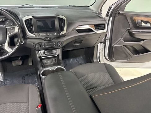 Used 2018 GMC Terrain SLE FWD image 21