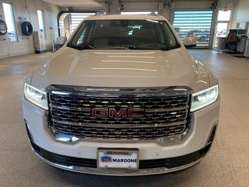 Used 2022 GMC Acadia Denali w/ Denali Technology Package image 2