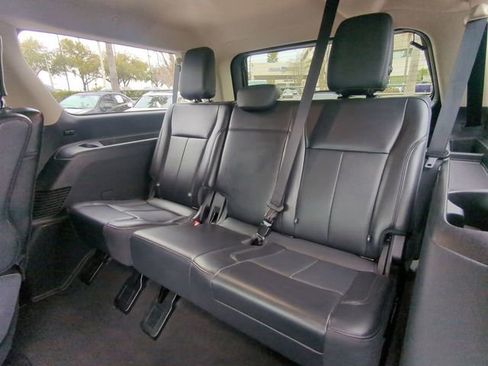 Used 2024 Ford Expedition Max XLT AWD/4WD image 16