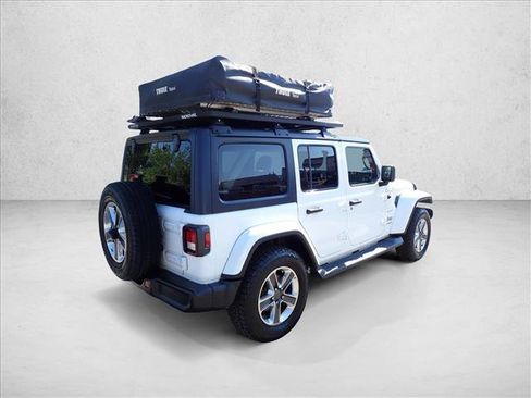 Used 2020 Jeep Wrangler Unlimited Sahara AWD/4WD image 4