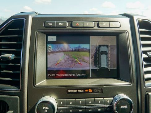 Used 2021 Ford Expedition King Ranch image 31