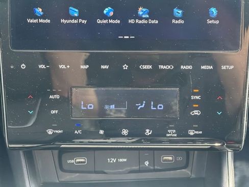 Used 2024 Hyundai Tucson Limited AWD/4WD image 19