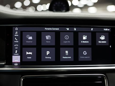 Used 2021 Porsche Panamera Turbo S w/ Assistance Package image 24