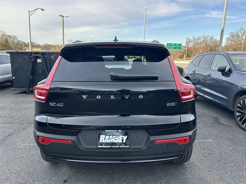 New 2026 Volvo XC40 B5 Plus w/ Climate Package image 26