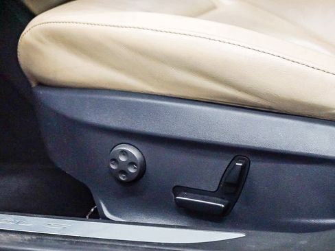 Used 2016 Tesla Model S 90D image 23