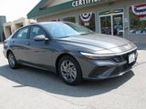 Used 2024 Hyundai Elantra SEL image 2