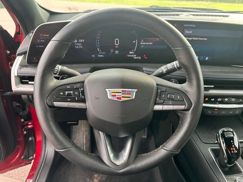 Used 2025 Cadillac XT4 Sport w/ LPO, Floor Liner Package AWD/4WD image 14