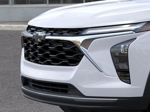 New 2026 Chevrolet Trax LT w/ Driver Confidence Package image 42