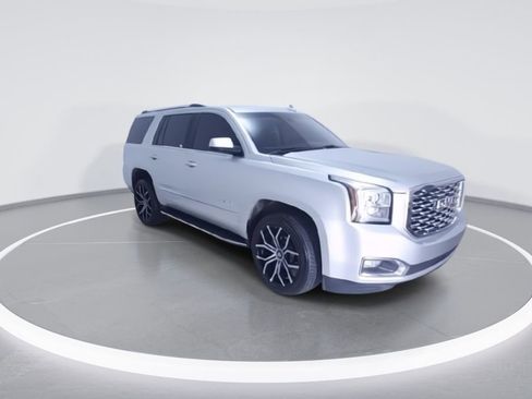 Used 2019 GMC Yukon Denali w/ Open Road Package image 3