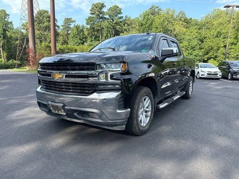 Used 2021 Chevrolet Silverado 1500 LT AWD/4WD image 1