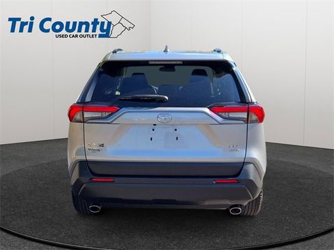 Certified 2022 Toyota RAV4 XLE image 7