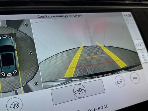 New 2026 Land Rover Range Rover Sport Dynamic SE image 17