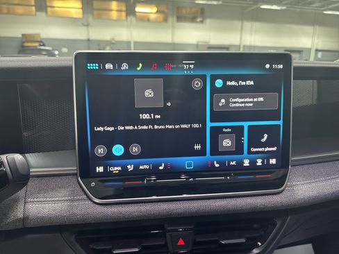 New 2026 Volkswagen Tiguan S image 17