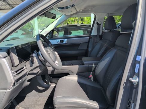 Used 2025 Hyundai Santa Fe SEL image 5