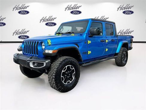 Used 2023 Jeep Gladiator Sport AWD/4WD image 3