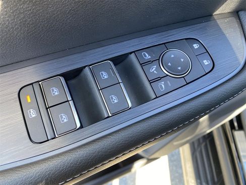 New 2026 Nissan Armada Platinum image 23