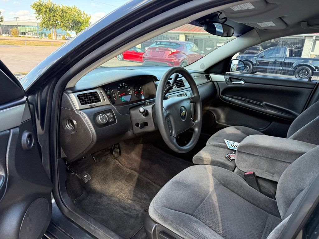 Used 2015 Chevrolet Impala Police FWD image 12