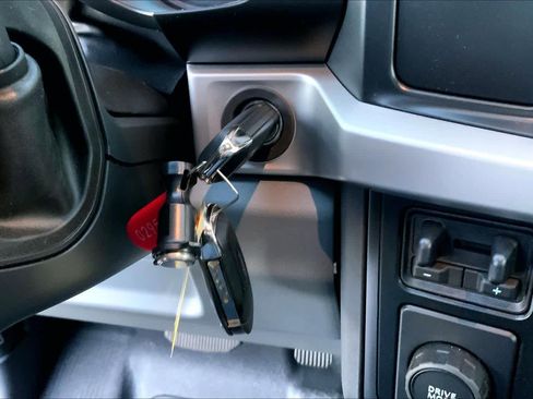 Used 2023 Ford F250 XL image 13