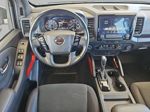 Used 2022 Nissan Frontier PRO-4X w/ Off-Road Protection Package AWD/4WD image 19