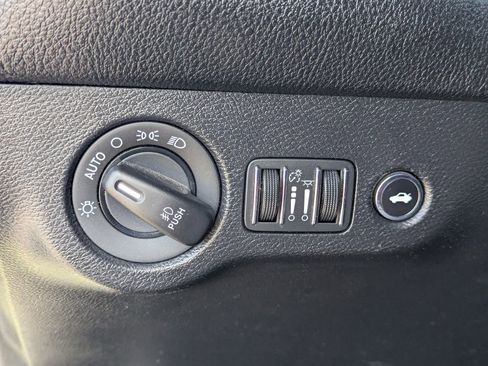 Used 2019 Dodge Challenger R/T Scat Pack w/ Plus Package RWD image 24