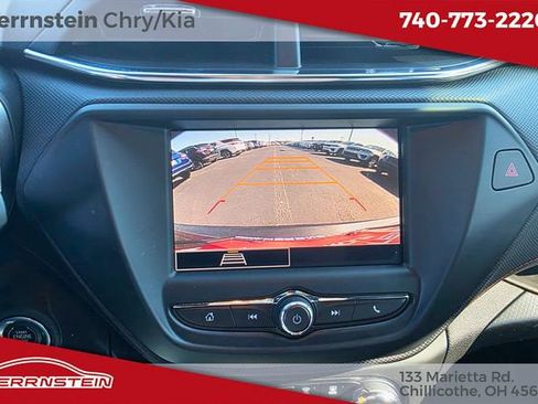 Used 2023 Chevrolet TrailBlazer RS FWD image 16