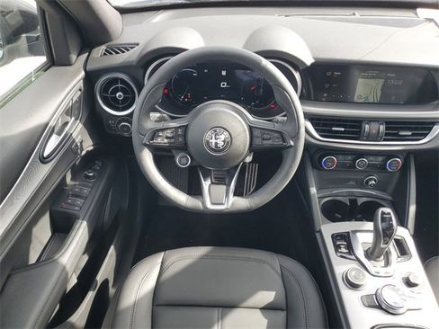 New 2025 Alfa Romeo Stelvio Sprint w/ Convenience Package image 15