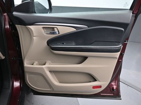 Used 2016 Honda Pilot EX-L image 50