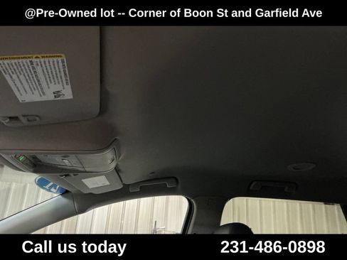 Used 2017 Subaru Forester 2.5i Touring AWD/4WD image 13