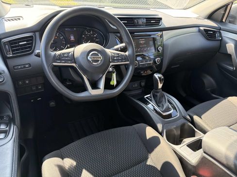 Used 2022 Nissan Rogue Sport S FWD image 22