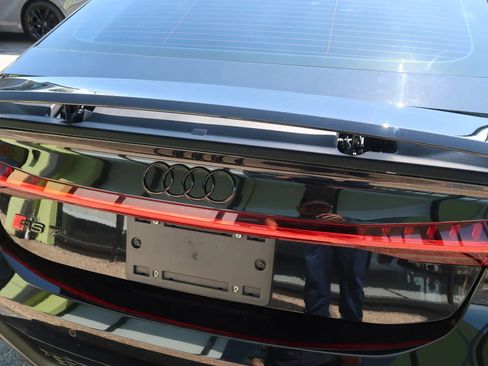 Used 2024 Audi RS 7 Performance w/ Matte Carbon Package AWD/4WD image 12