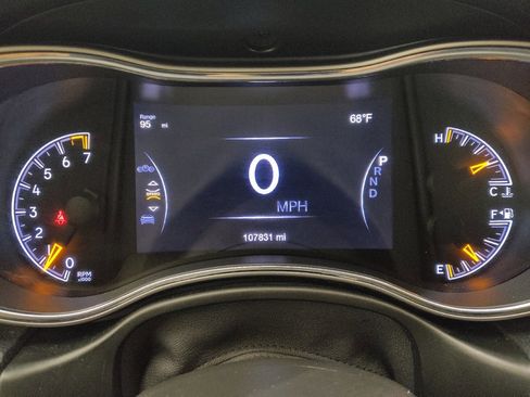 Used 2019 Jeep Grand Cherokee Limited RWD image 23