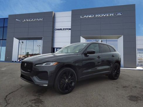 Certified 2025 Jaguar F-PACE R-Dynamic S image 1
