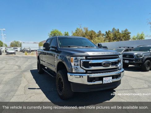 Used 2020 Ford F250 XL w/ STX Appearance Package AWD/4WD image 3