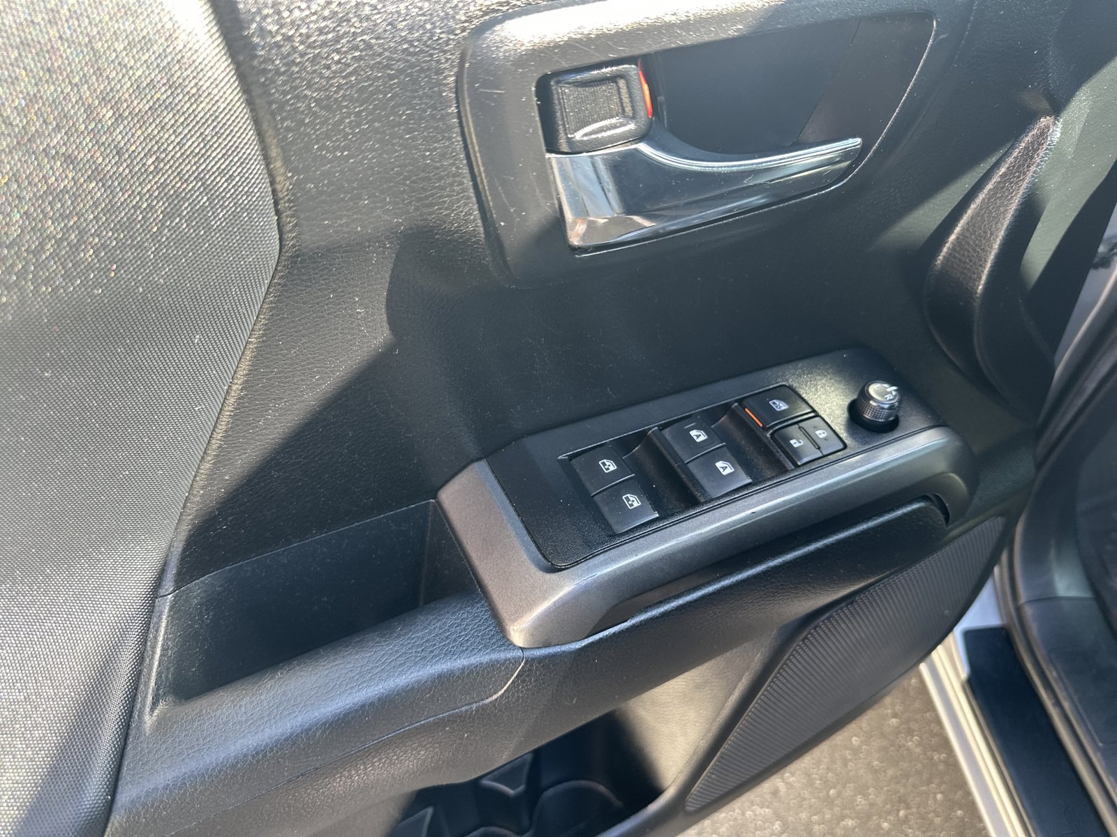 Used 2021 Toyota Tacoma TRD Sport AWD/4WD image 9