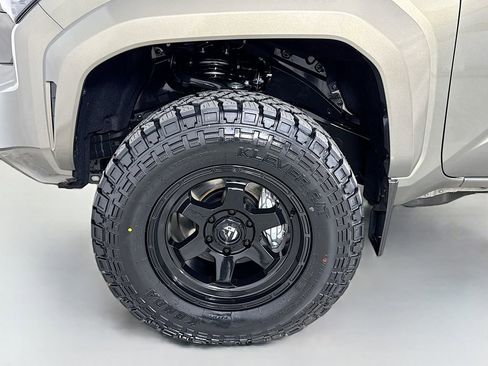 Certified 2024 Toyota Tacoma TRD Sport image 30