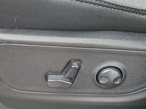 Used 2023 RAM 1500 Big Horn RWD image 14