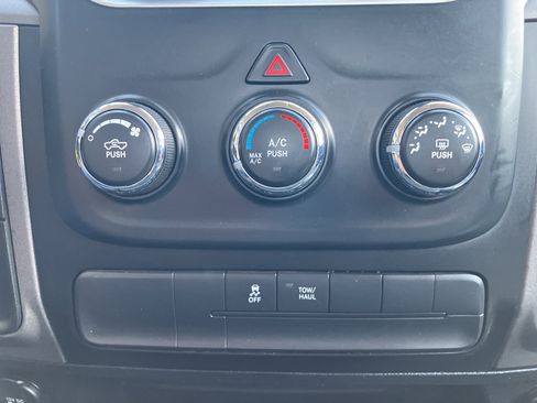 Used 2014 RAM 2500 Tradesman w/ Popular Equipment Group image 22