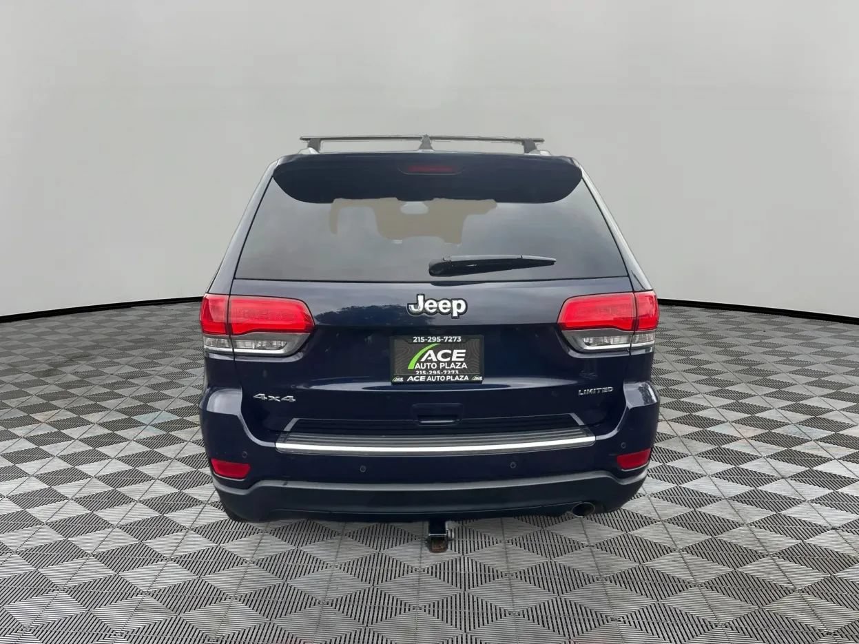 Used 2017 Jeep Grand Cherokee Limited AWD/4WD image 6
