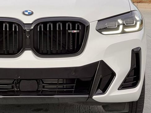 Used 2024 BMW X4 M40i image 9